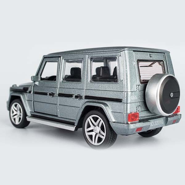 Mercedes-Benz G65 AMG Коллекционная модель 1:32