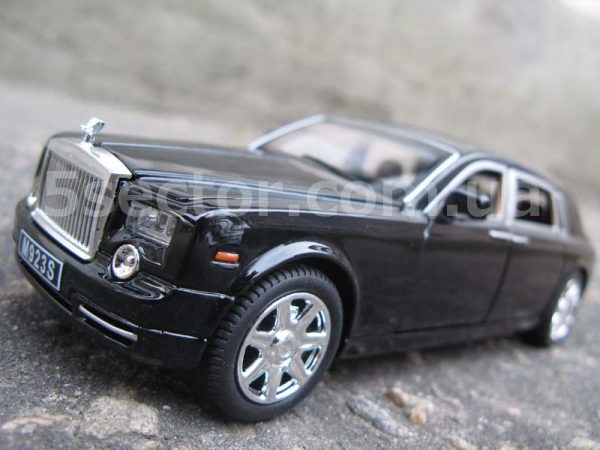 Rolls-Royce Phantom Коллекционная модель 1:24