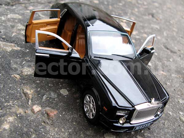 Rolls-Royce Phantom Коллекционная модель 1:24