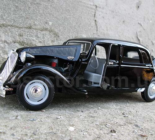 Citroën 15CV 1952 Модель 1:18 Черный