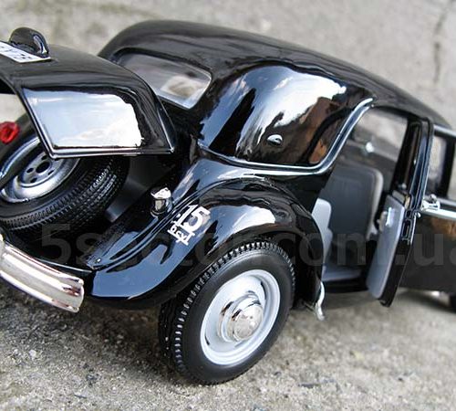 Citroën 15CV 1952 Модель 1:18 Черный