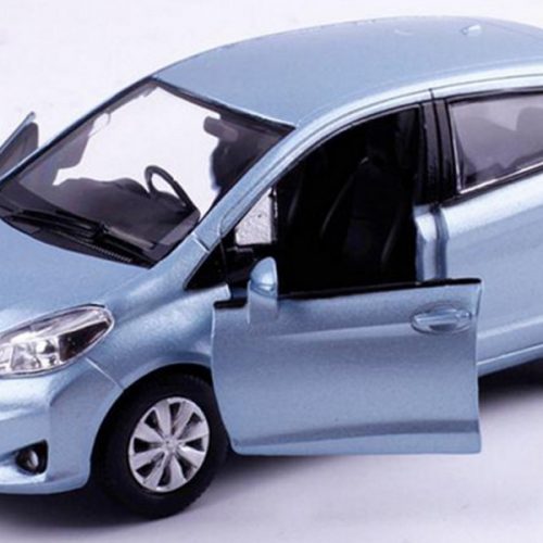Toyota Yaris Коллекционная модель автомобиля 1:36