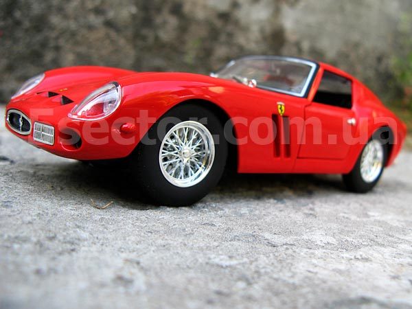 Ferrari 250 GTO 1962 Коллекционная модель 1:24