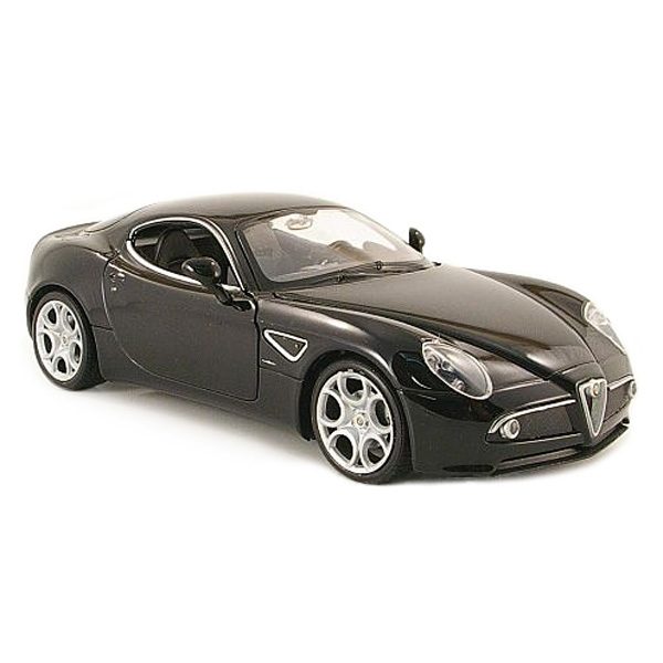 Alfa Romeo 8C Competizione Модель 1:24 Черный