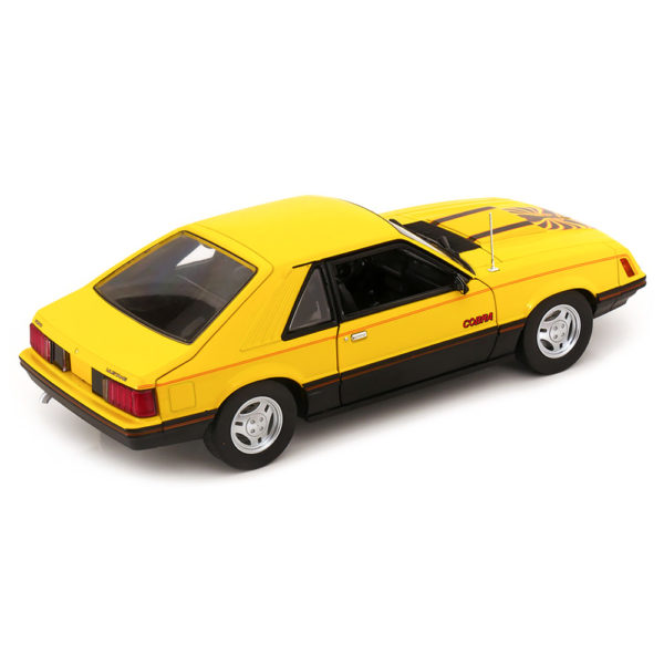 Ford Mustang Cobra Fastback 1979 Модель 1:18 Желтый