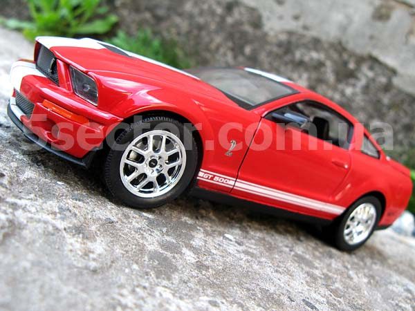 Ford Mustang Shelby Cobra GT500 Коллекционная модель 1:24