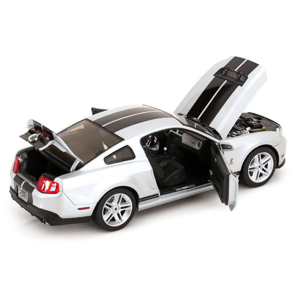 Ford Mustang Shelby GT500 2011 Модель 1:18 Серый