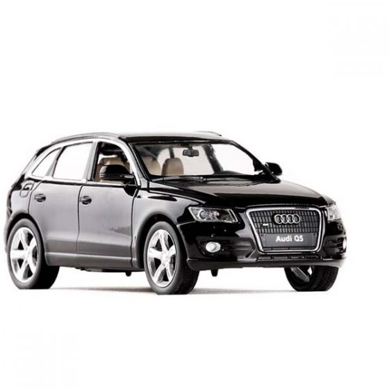 Audi Q5 Коллекционная модель автомобиля 1:32
