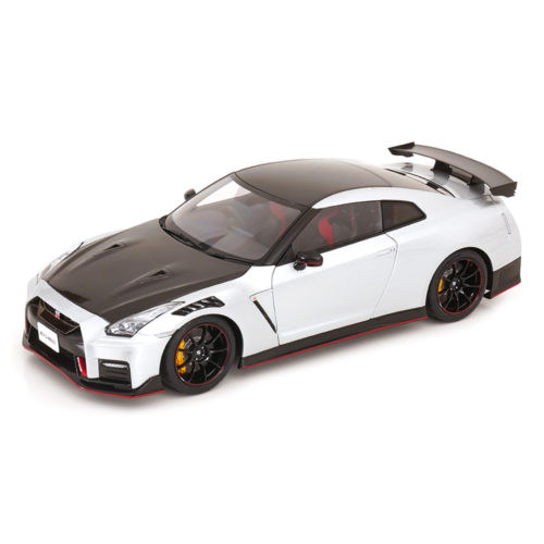 Nissan GT-R R35 Nismo Special Edition Модель 1:18 Серебро