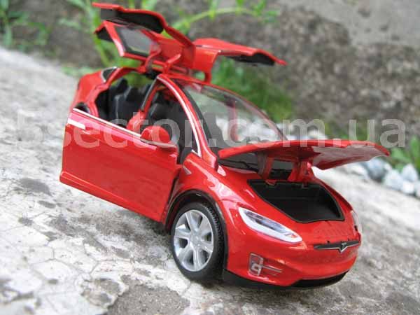 Tesla Model X Коллекционная модель автомобиля 1:32