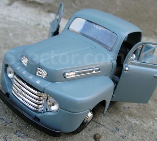 Ford F-1 Pickup Truck 1948 Коллекционная модель 1:24