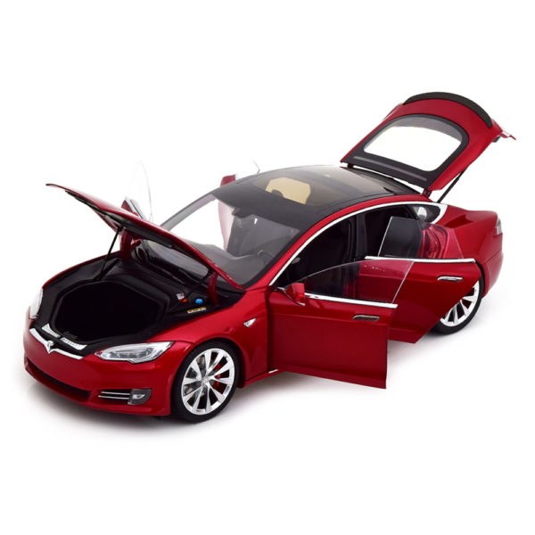 Tesla Model S P100D Модель 1:18 Красный