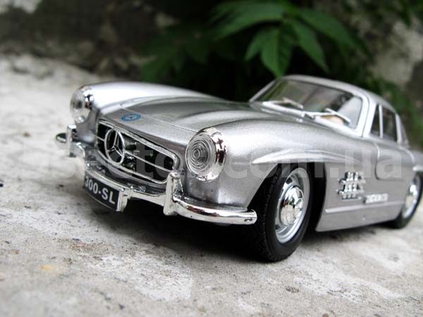 Mercedes-Benz 300 SL 1954 Коллекционная модель 1:24