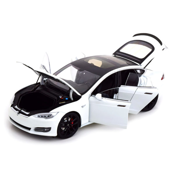 Tesla Model S P100D Модель 1:18 Белый