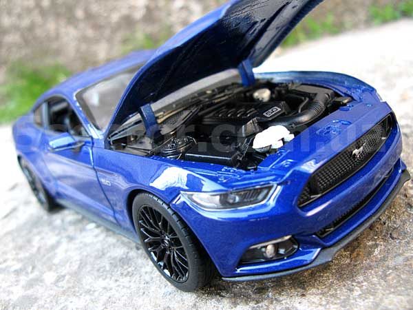 Ford Mustang GT 2015 Модель 1:24 Синий