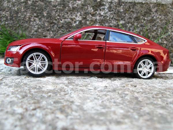 Audi A7 Коллекционная модель 1:24 Красный