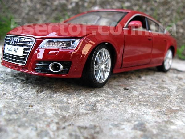 Audi A7 Коллекционная модель 1:24 Красный