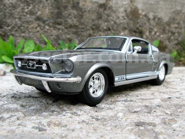 Ford Mustang GT 1967 Модель 1:24 Серый