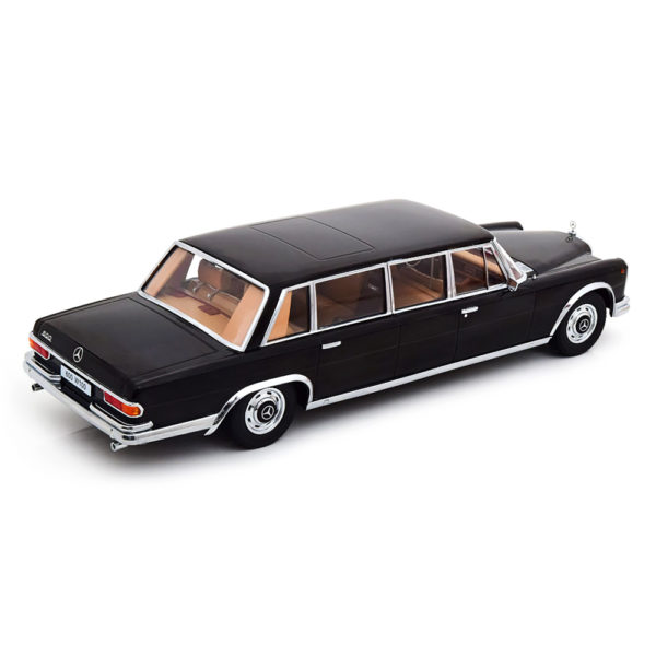 Mercedes-Benz 600 LWB (W100) Pullman Модель 1:18 Черный