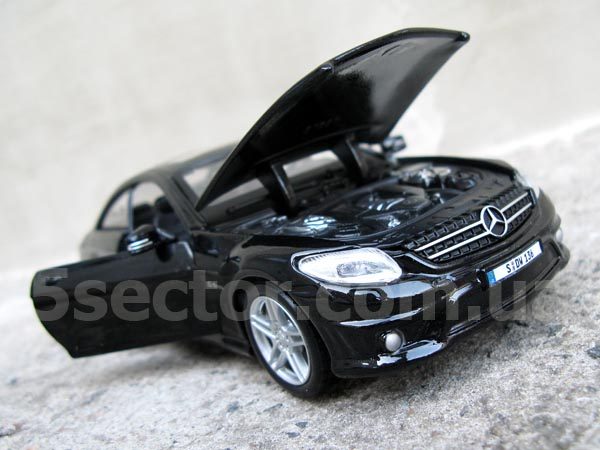Mercedes-Benz CL63 AMG Модель 1:24 Черный