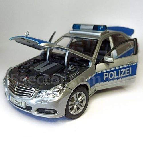 Mercedes Benz E-Class German Police Модель 1:18