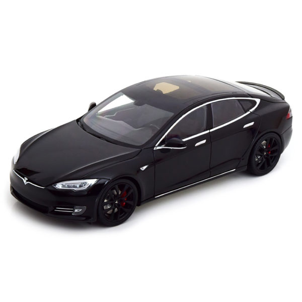 Tesla Model S P100D Модель 1:18 Черный