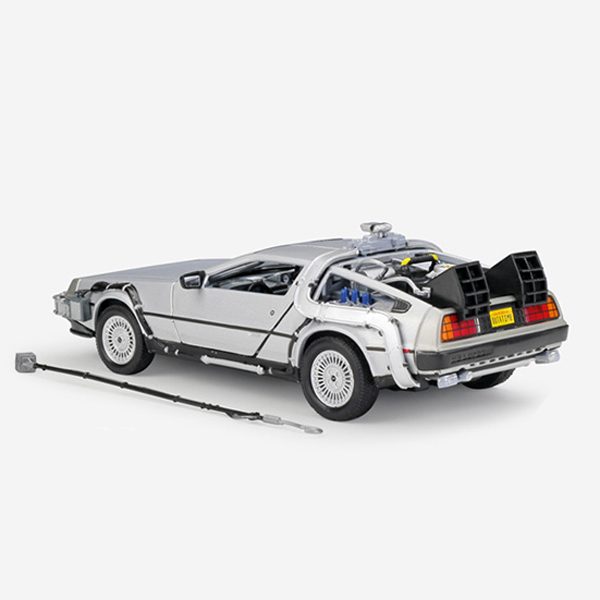 DeLorean DMC-12 Назад в будущее 1 Модель 1:24