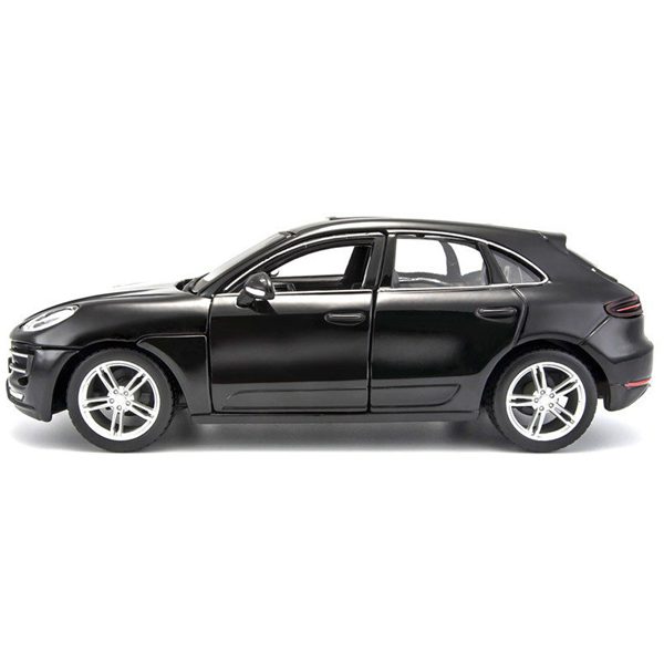 Porsche Macan Turbo Модель 1:24 Черный