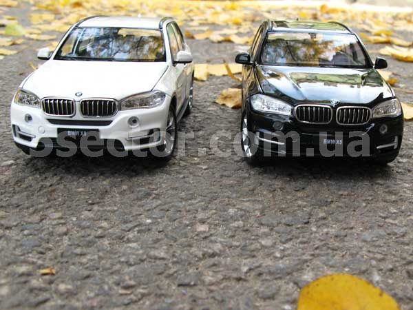 BMW X5 Коллекционная модель автомобиля 1:24