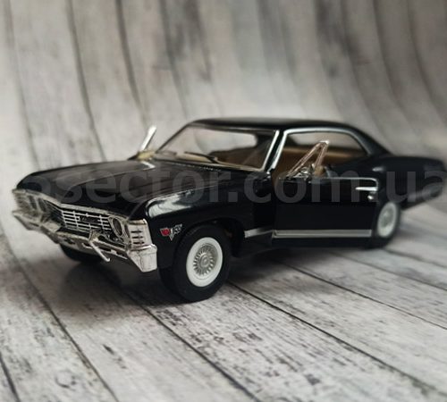 Chevrolet Impala 1967 Коллекционная модель 1:36