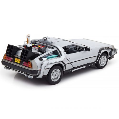 DeLorean DMC-12 Назад в будущее 2 Модель 1:24