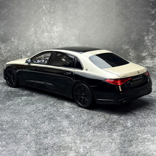 Mercedes-Maybach S 680 Dark Night Series Модель 1:18