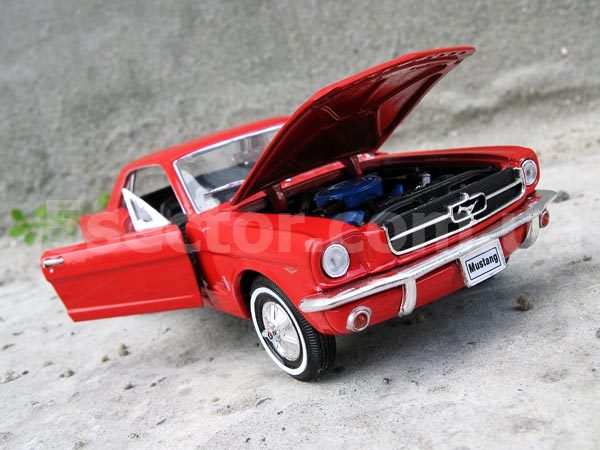 1964 1/2 Ford Mustang Coupe Модель автомобиля 1:24