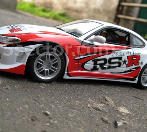 Nissan Silvia S15 RS-R Коллекционная модель 1:24