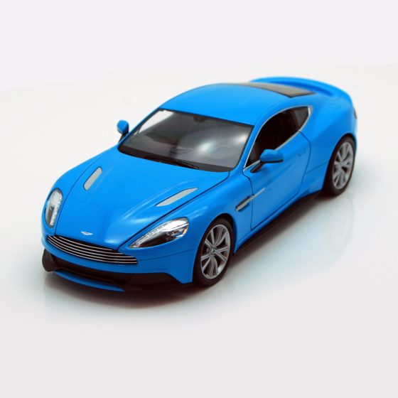 Aston Martin Vanquish Коллекционная модель 1:24