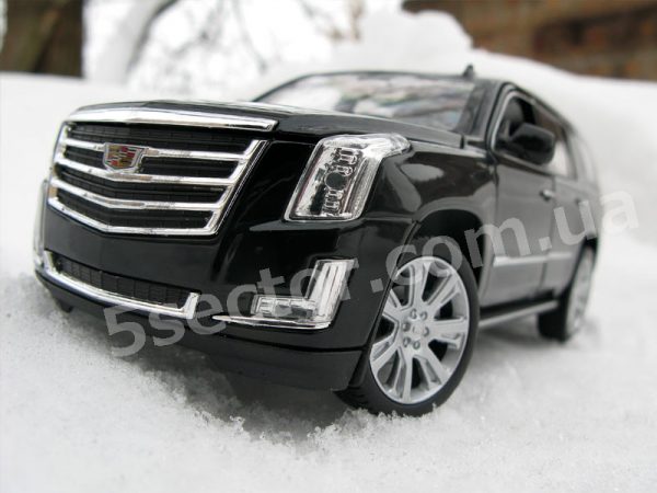 Cadillac Escalade 2017 Модель 1:24 Черный