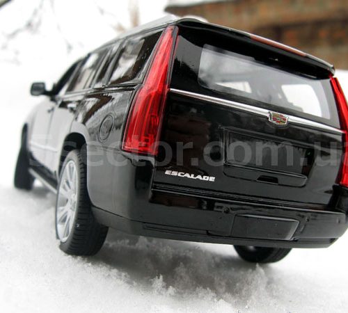 Cadillac Escalade 2017 Модель 1:24 Черный