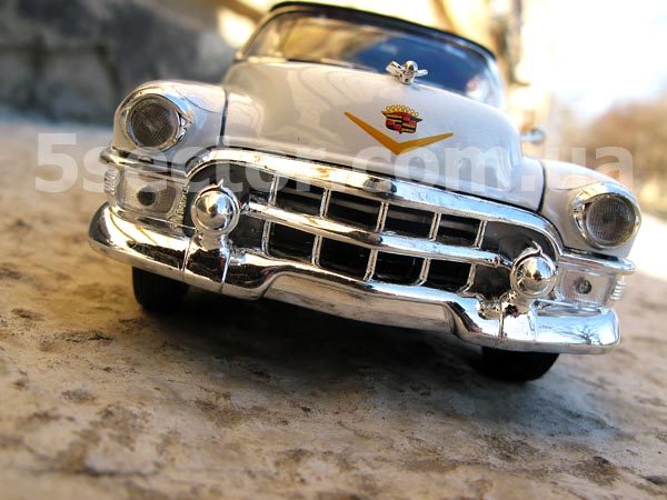 Cadillac Eldorado 1953 Модель 1:24 Белый