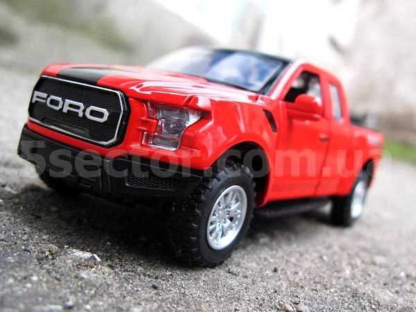 Ford F-150 Коллекционная модель 1:32