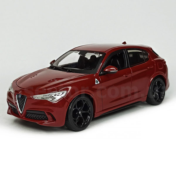 Alfa Romeo Stelvio Коллекционная модель 1:24