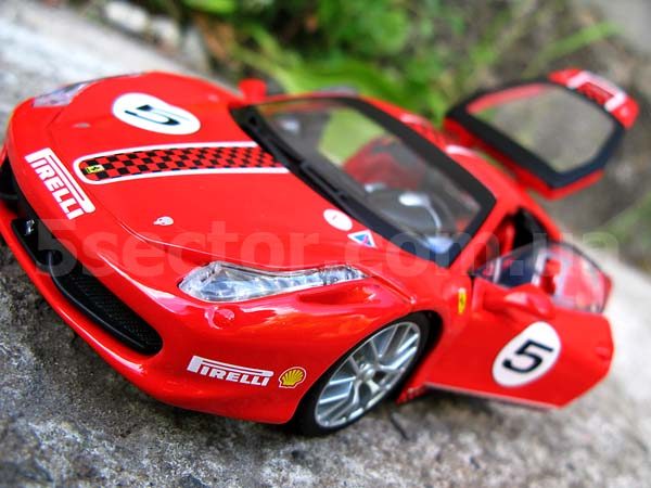 Ferrari 458 Challenge Коллекционная модель автомобиля 1:24