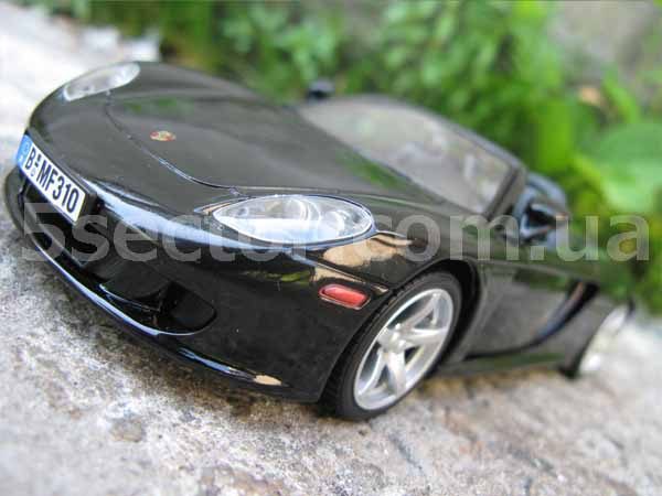 Porsche Carrera GT Коллекционная модель автомобиля 1:24