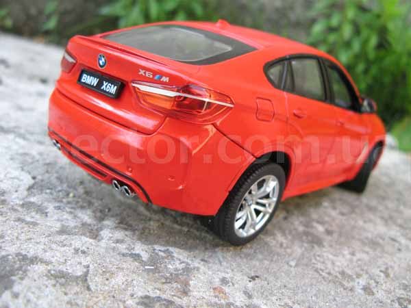 BMW X6M Коллекционная модель автомобиля 1:24 Красный