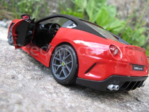 Ferrari 599 GTO Коллекционная модель автомобиля 1:24