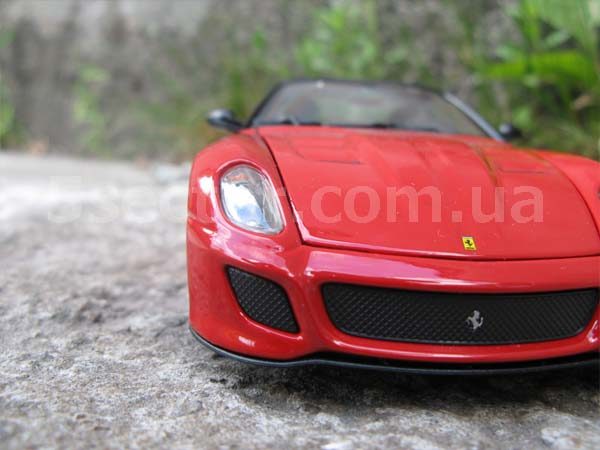 Ferrari 599 GTO Коллекционная модель автомобиля 1:24