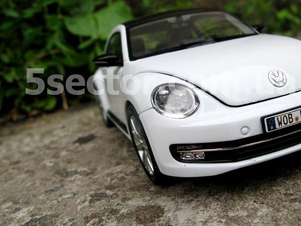 Volkswagen Beetle Коллекционная модель 1:24