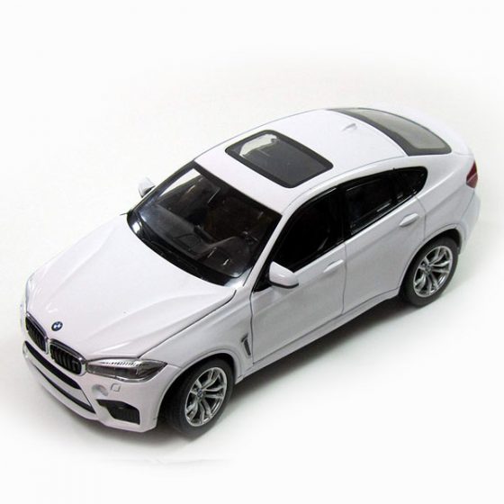 BMW X6M Коллекционная модель 1:24 Белый