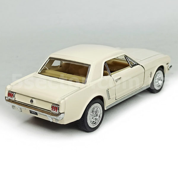 Ford Mustang 1964 Коллекционная модель 1:36 Белый