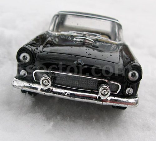 Ford Thunderbird 1955 Коллекционная модель 1:36