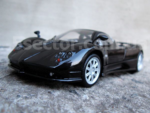 Pagani Zonda F Коллекционная модель автомобиля 1:24